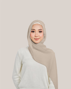 Chiffon Silk in ⁠⁠Biscotti  | Guzel KL