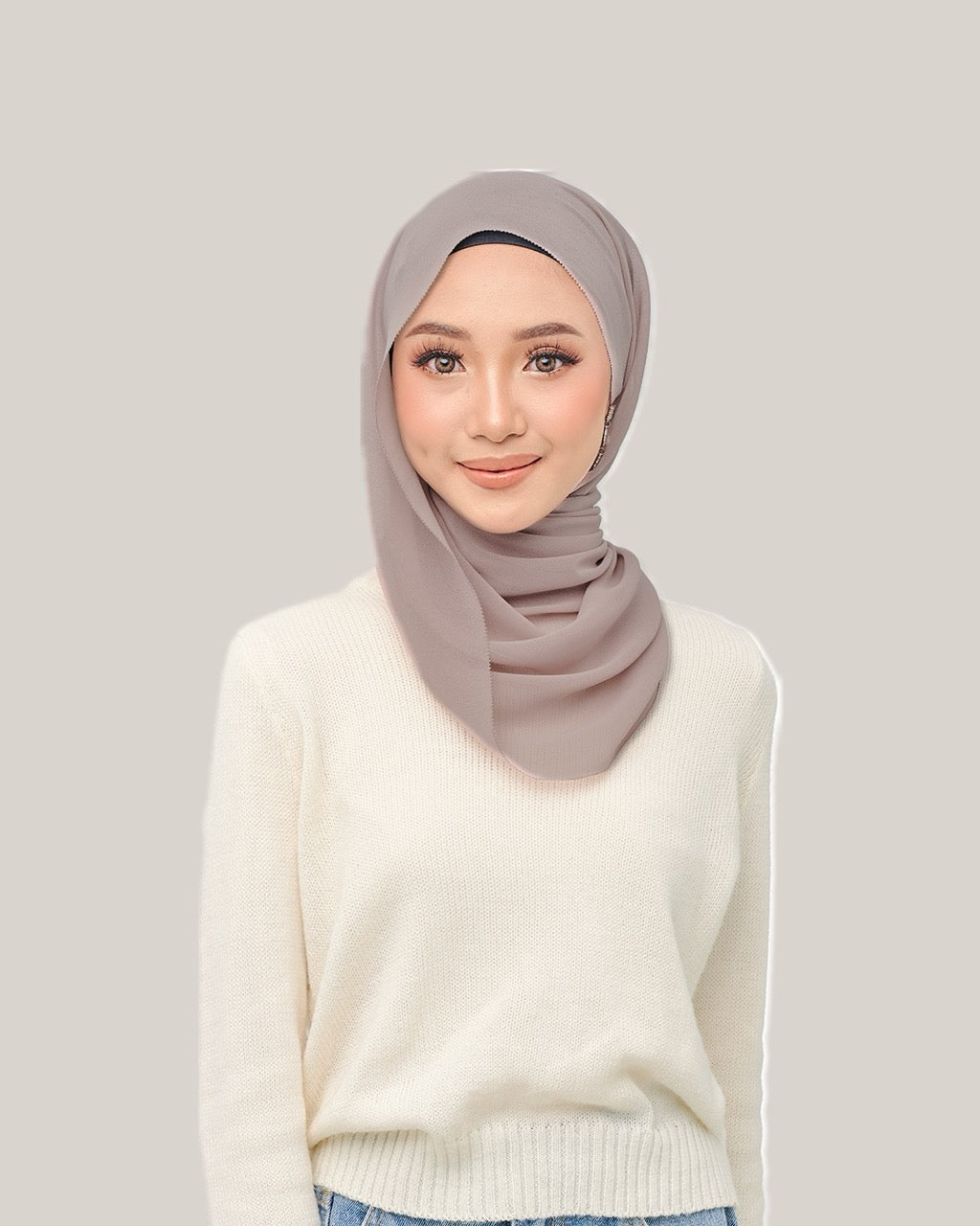 Nawra BABYSEAM in Cool Taupe | Guzel KL
