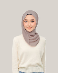 Nawra EYELASH in Cool Taupe  | Guzel KL