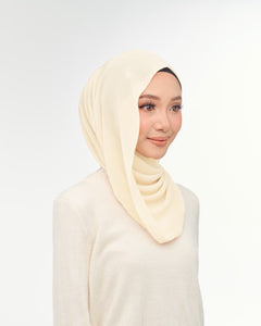 Nawra BABYSEAM in Cream Silk | Guzel KL