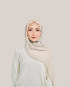 Chiffon Silk in Cremeira  | Guzel KL