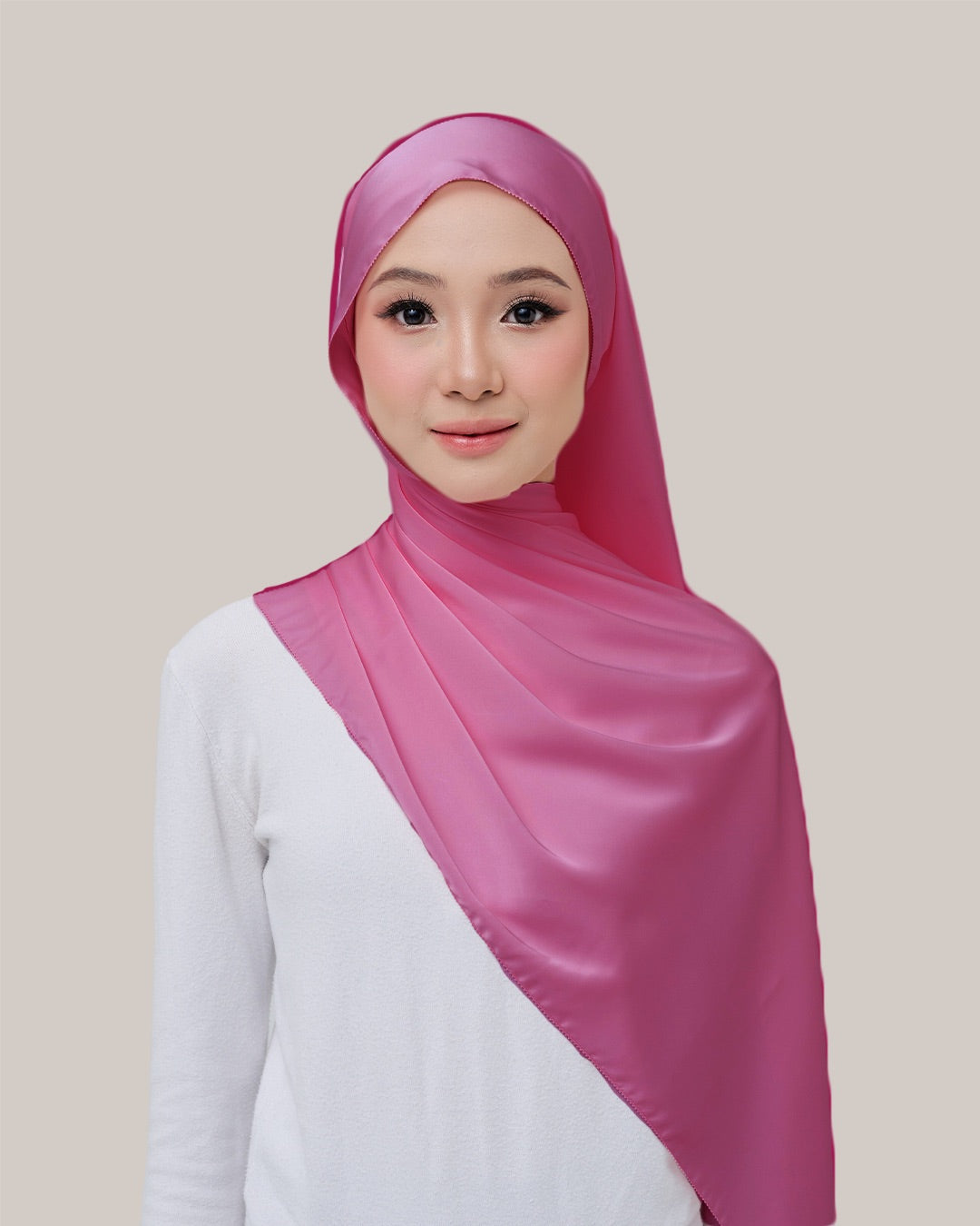 Satin Silk in Dahlia Pink | Guzel KL