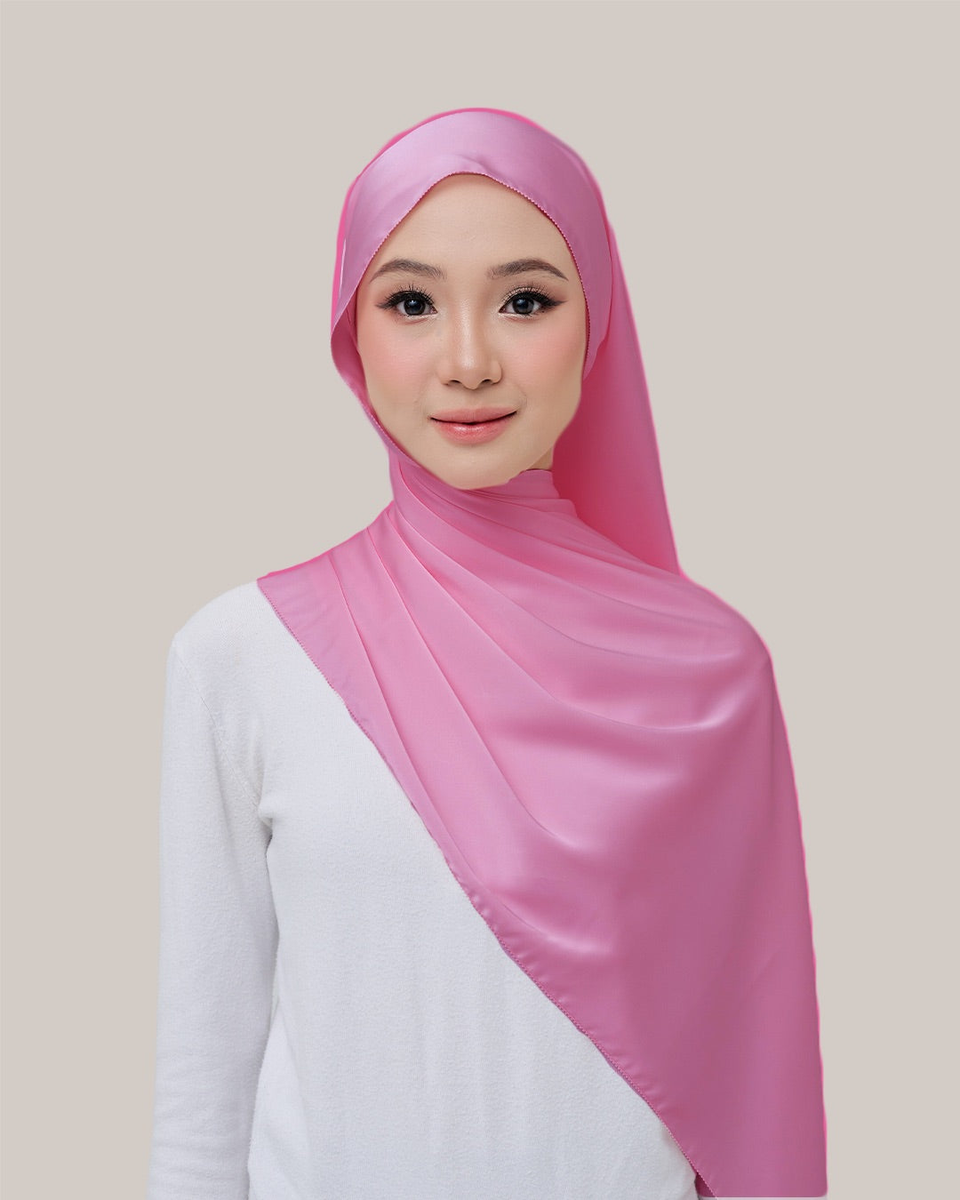 Satin Silk in Fuschia Pop | Guzel KL