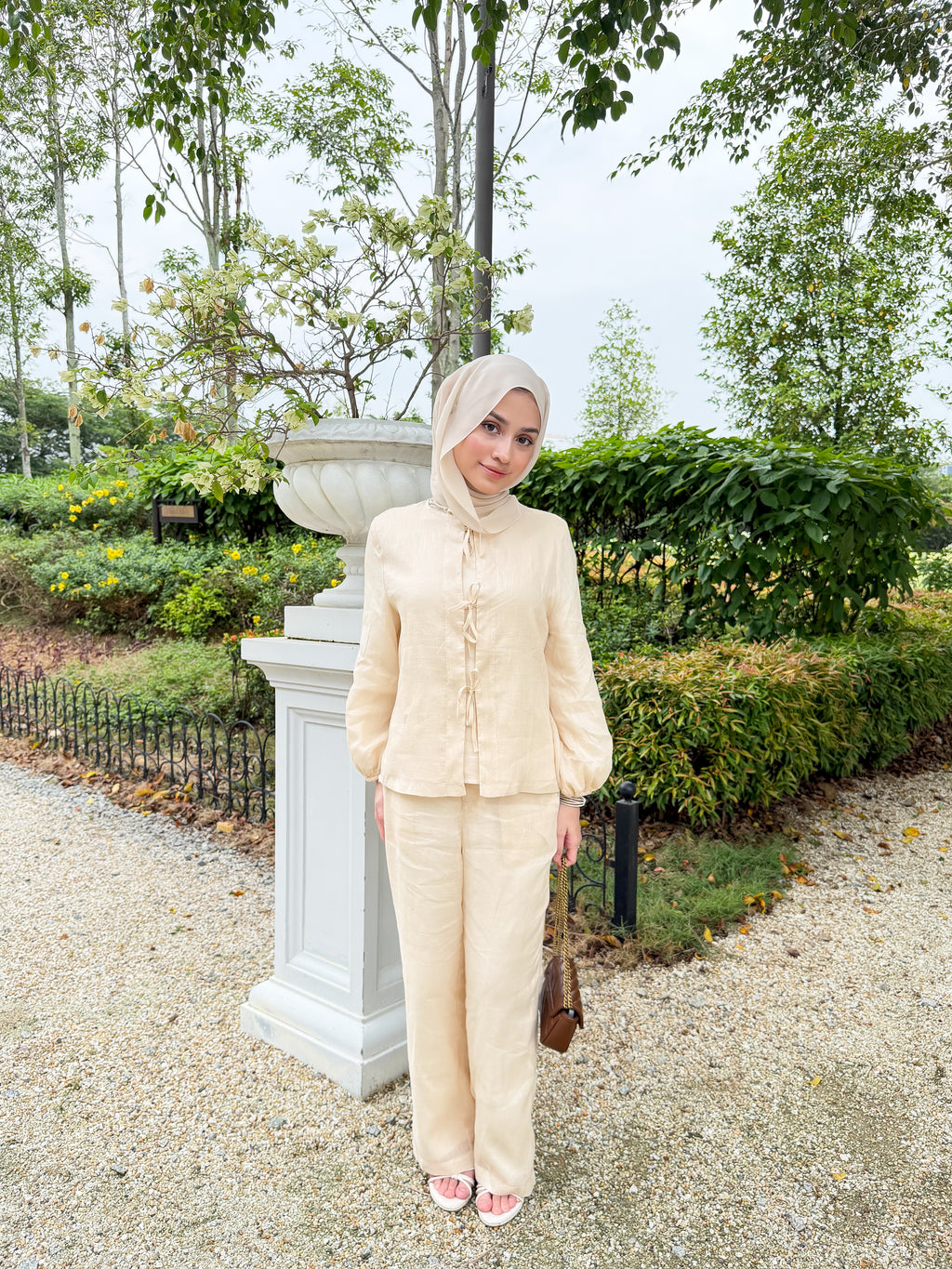 Linne Ribbon in Ivory Cream