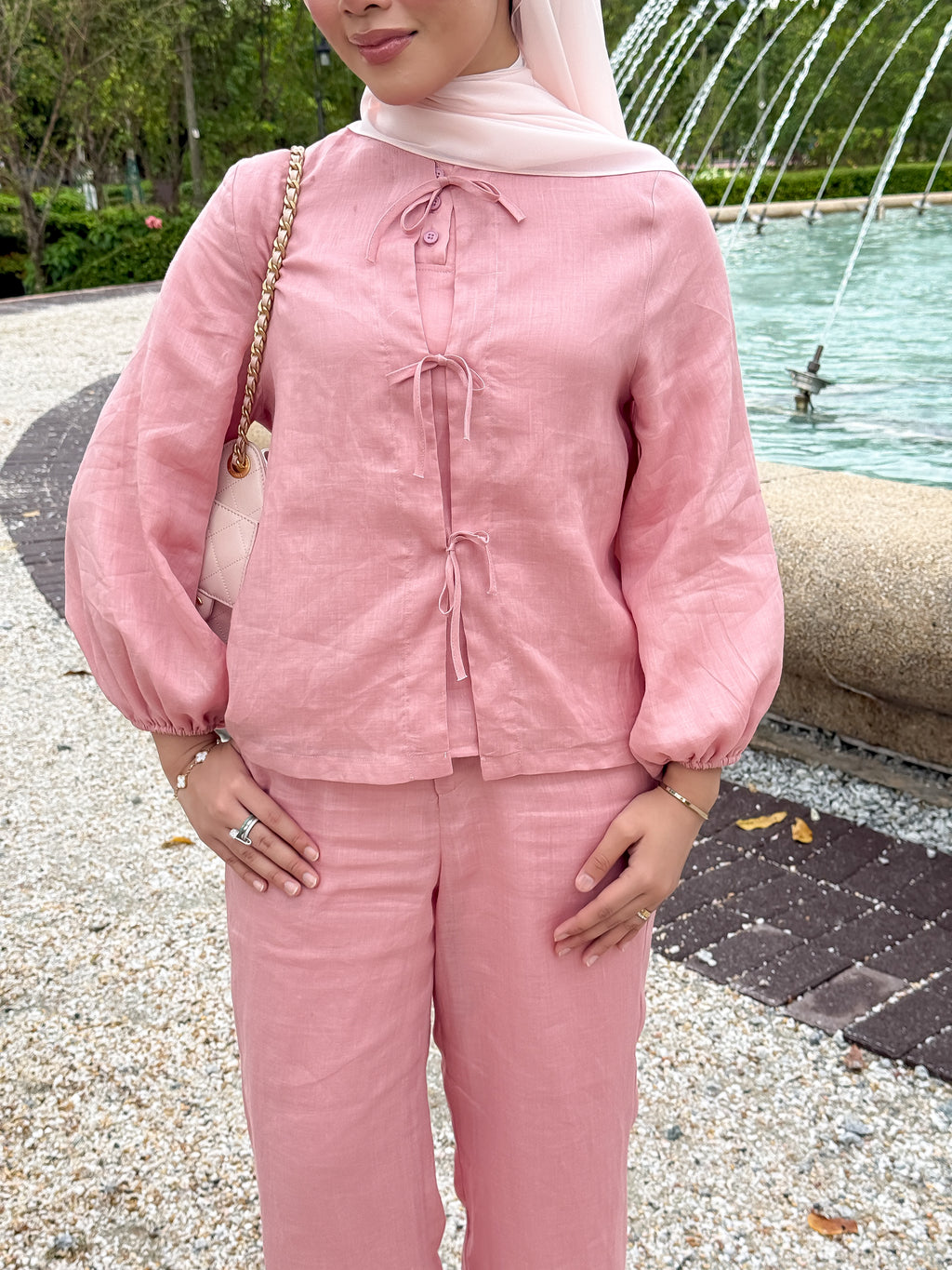 Linne Ribbon in Coral Pink