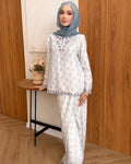 Roselle in Bluebell Mist