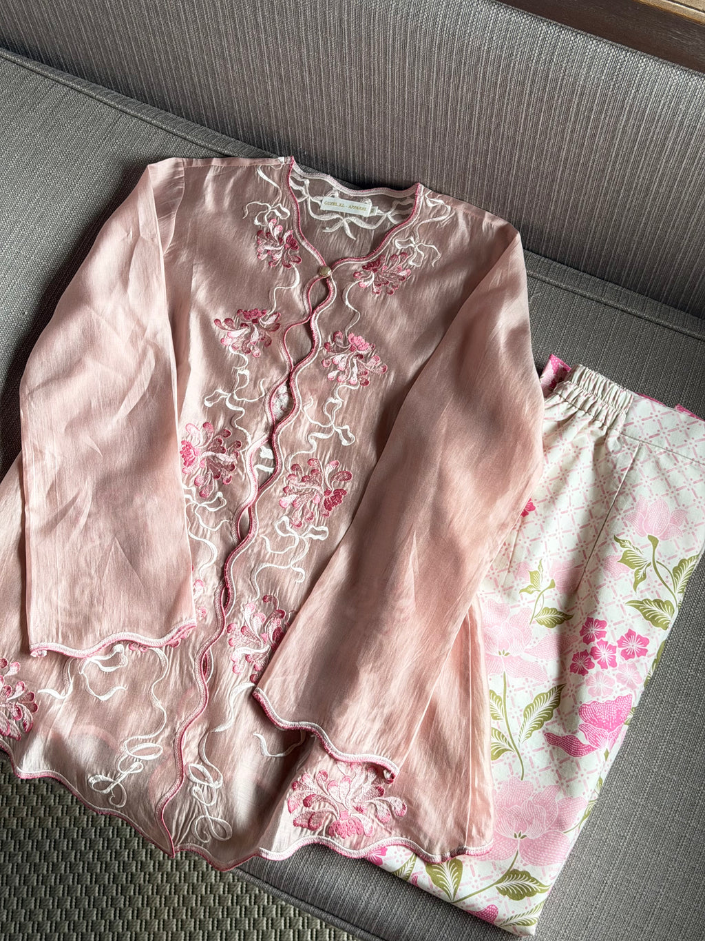 Nona in Pink
