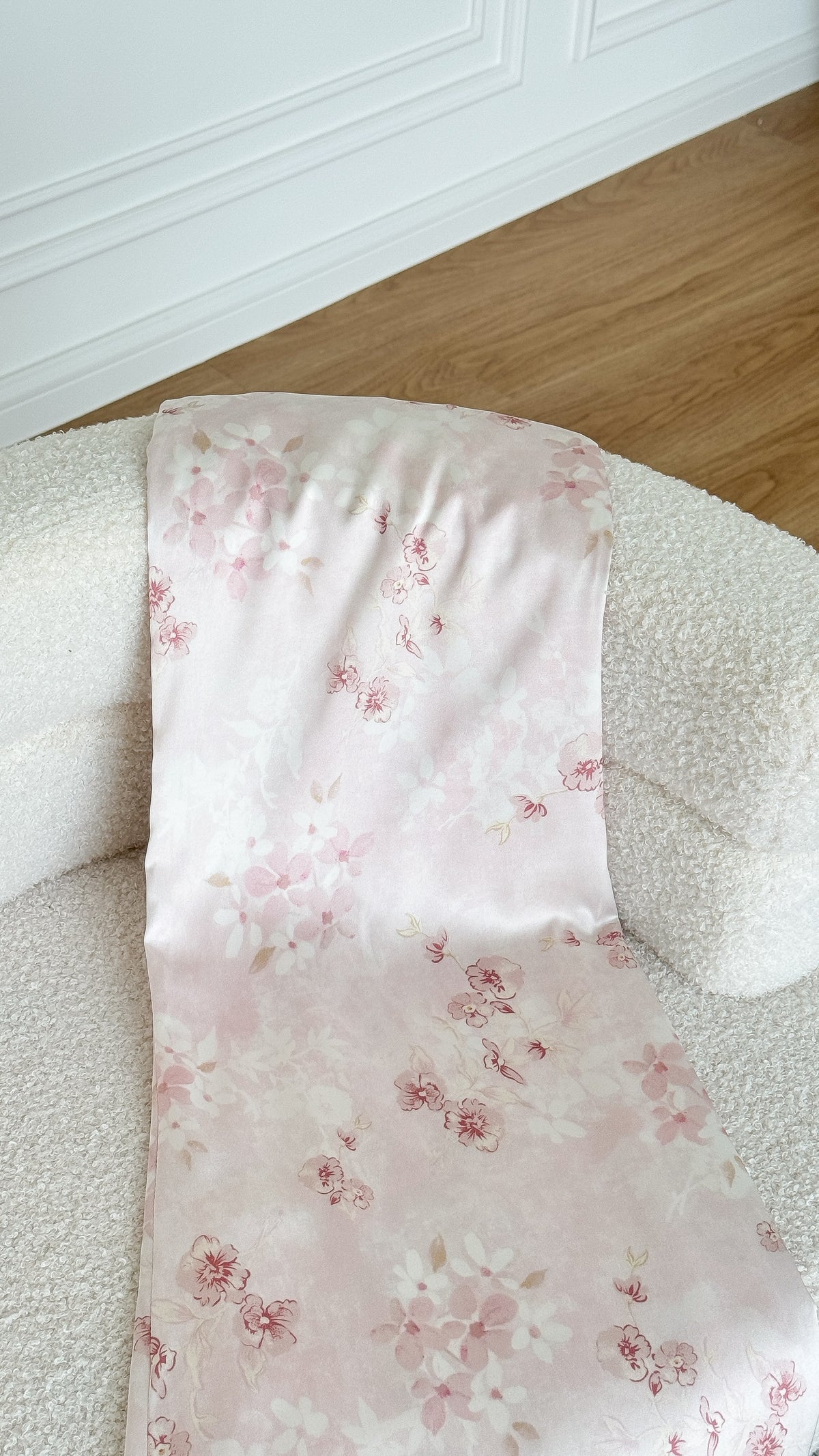 Laurestine (Spandex Satin)