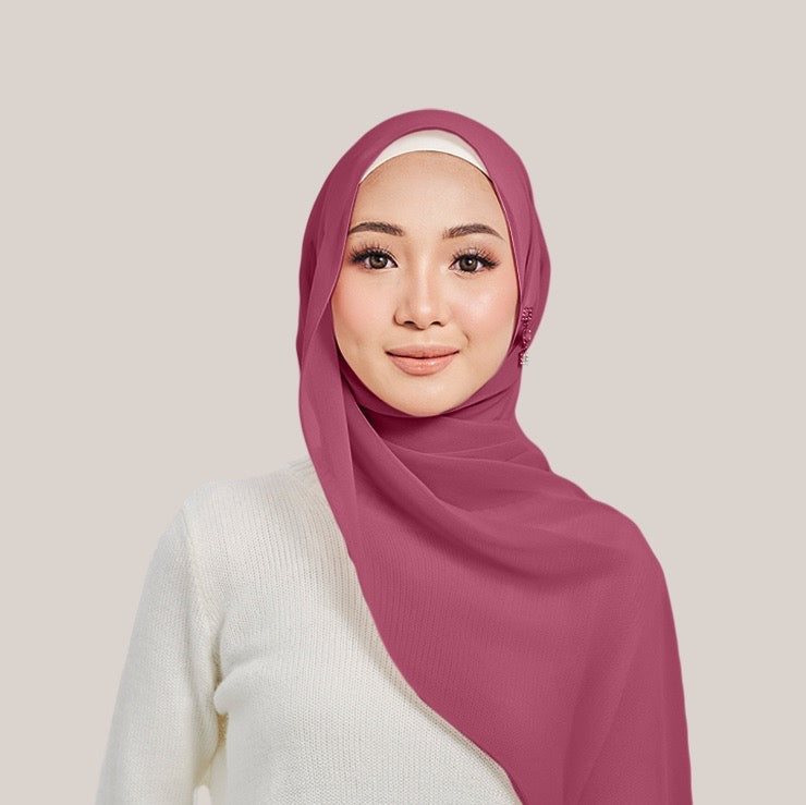 Defect Chiffon Silk in Lingon Berry | Guzel KL