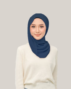Nawra EYELASH in Navy | Guzel KL