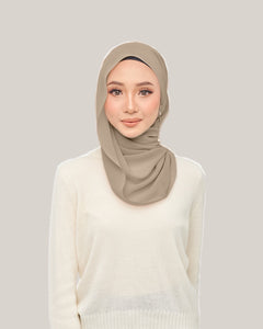 Nawra EYELASH in Oat | Guzel KL