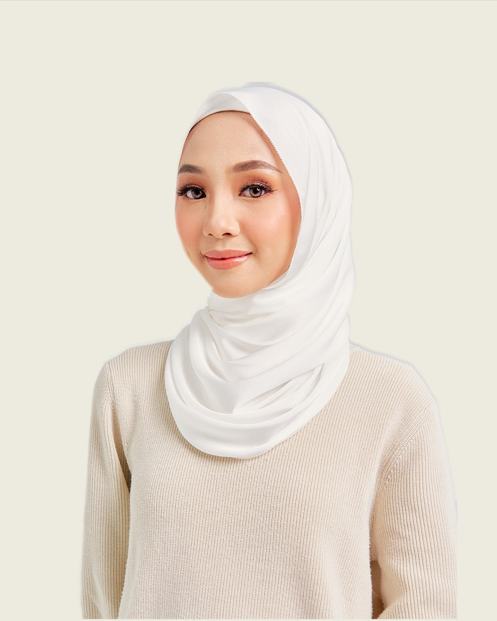 Defect MATTELUX in Offwhite(Eyelash) | Guzel KL