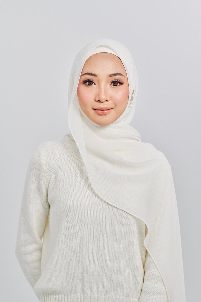 Defect Chiffon Silk in Offwhite | Guzel KL