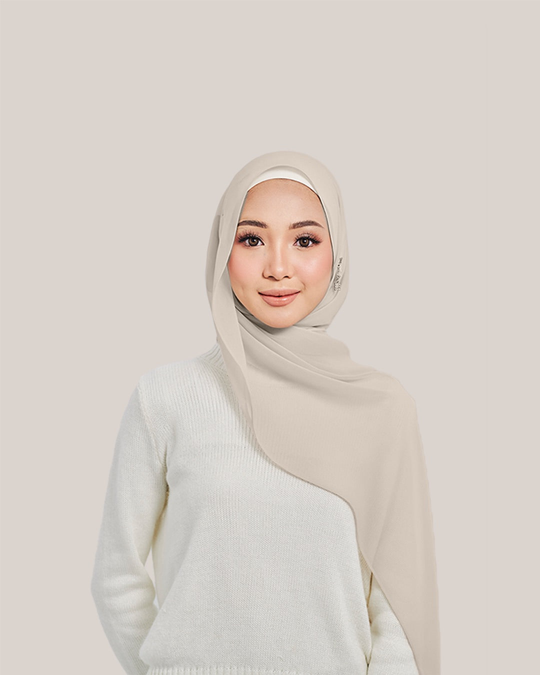 Chiffon Silk in Pearl Vanilla | Guzel KL