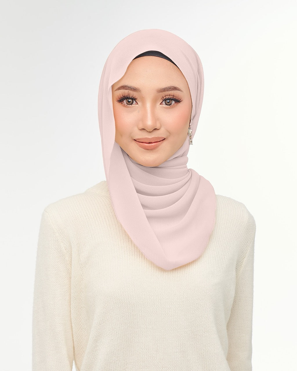 Nawra EYELASH in Peony Blush | Guzel KL