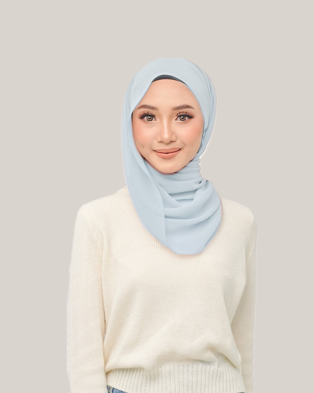 Nawra EYELASH in Sky Dust | Guzel KL