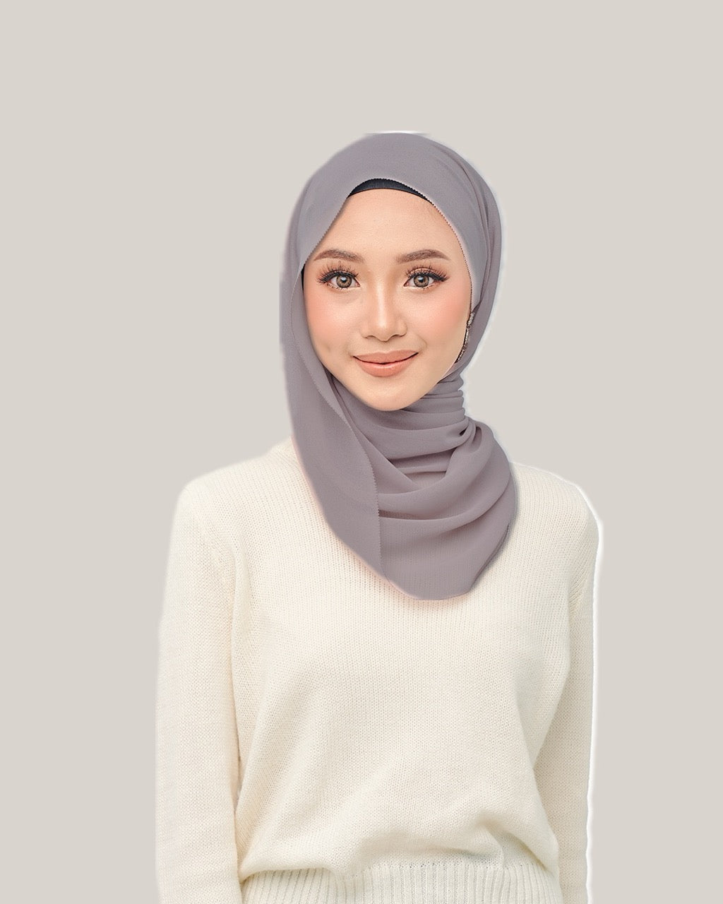 Nawra EYELASH in Smoke Stone | Guzel KL
