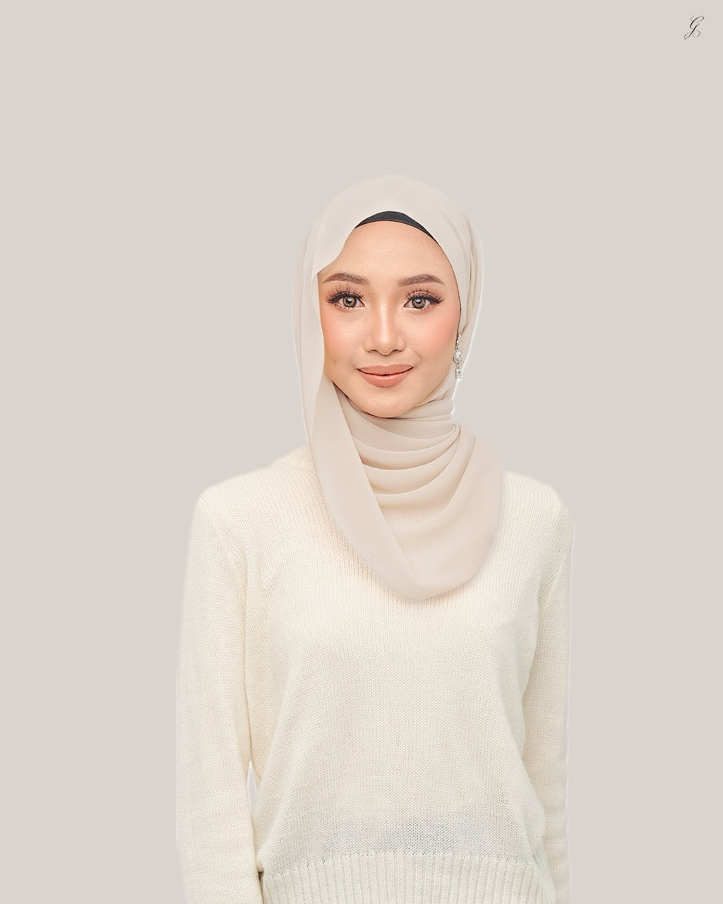 Nawra EYELASH in Soft Hazel | Guzel KL