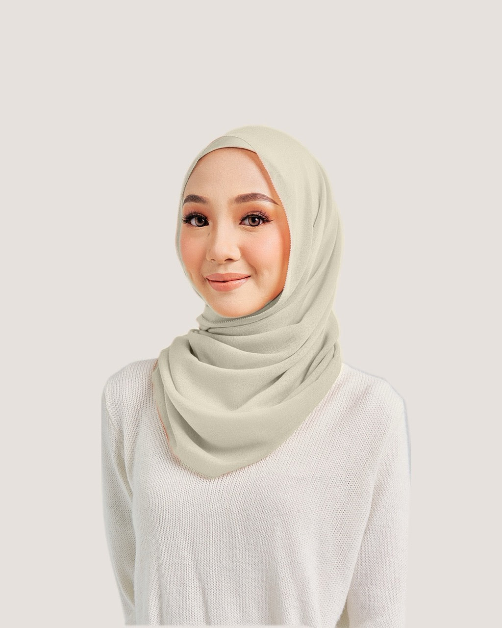 Defect Snug EYELASH in Soft Linen  | Guzel KL