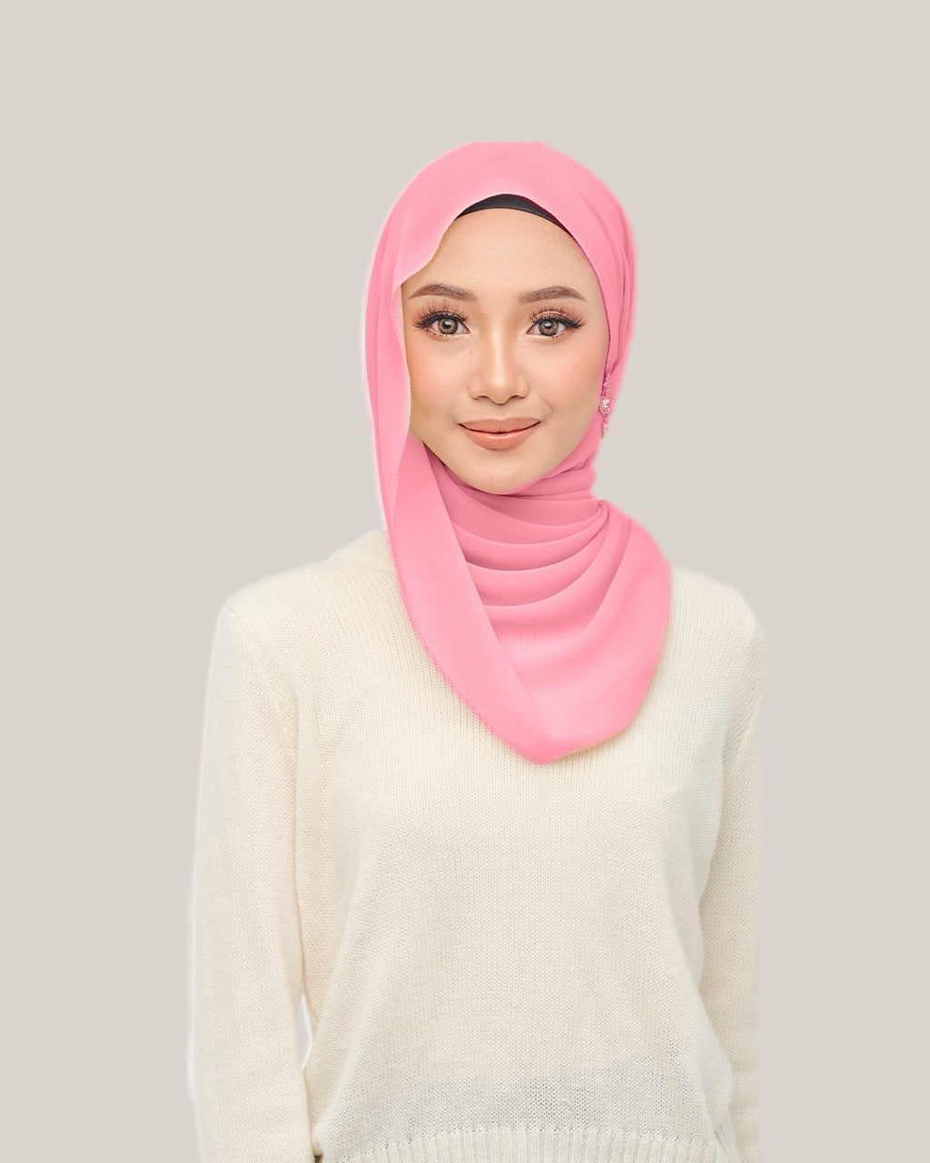 Nawra BABYSEAM in Sofy | Guzel KL