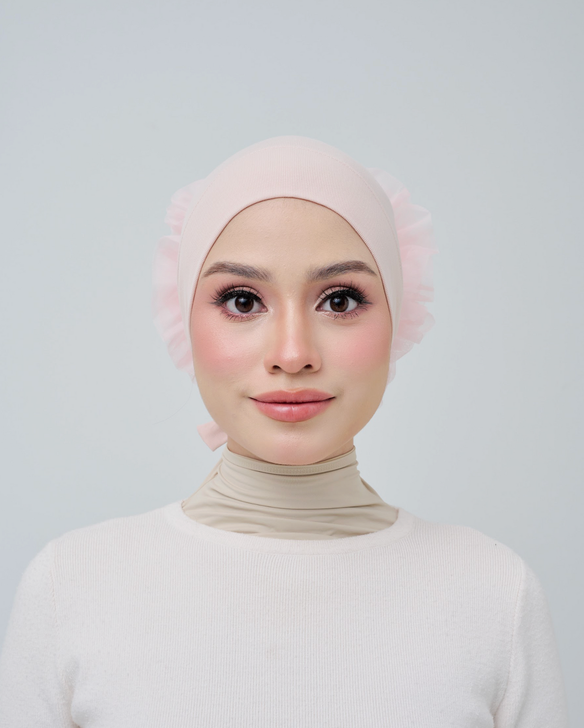 Fluffknot in Pale Pink | Guzel KL