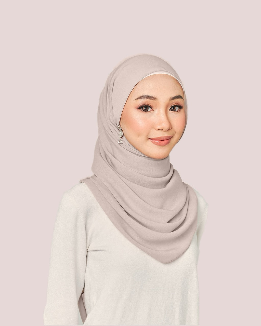 Medina in Timeless Hue | Guzel KL