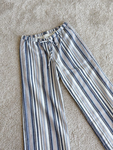 (BOTTOM) Pants in The Star