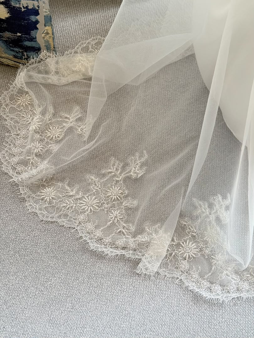 ROYAL VEIL | Guzel KL