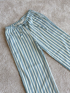 (BOTTOM) Pants in Whispy Blue