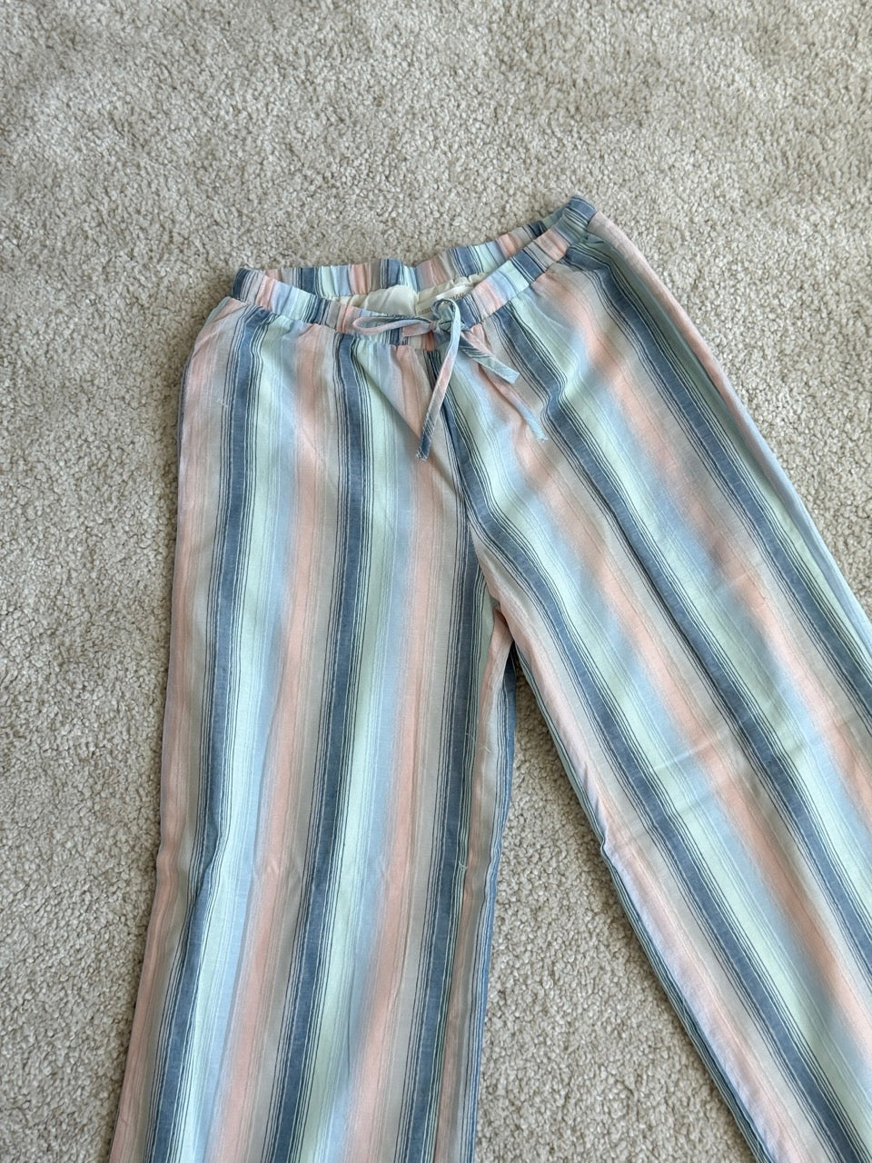 (BOTTOM) Pants in Winter Days