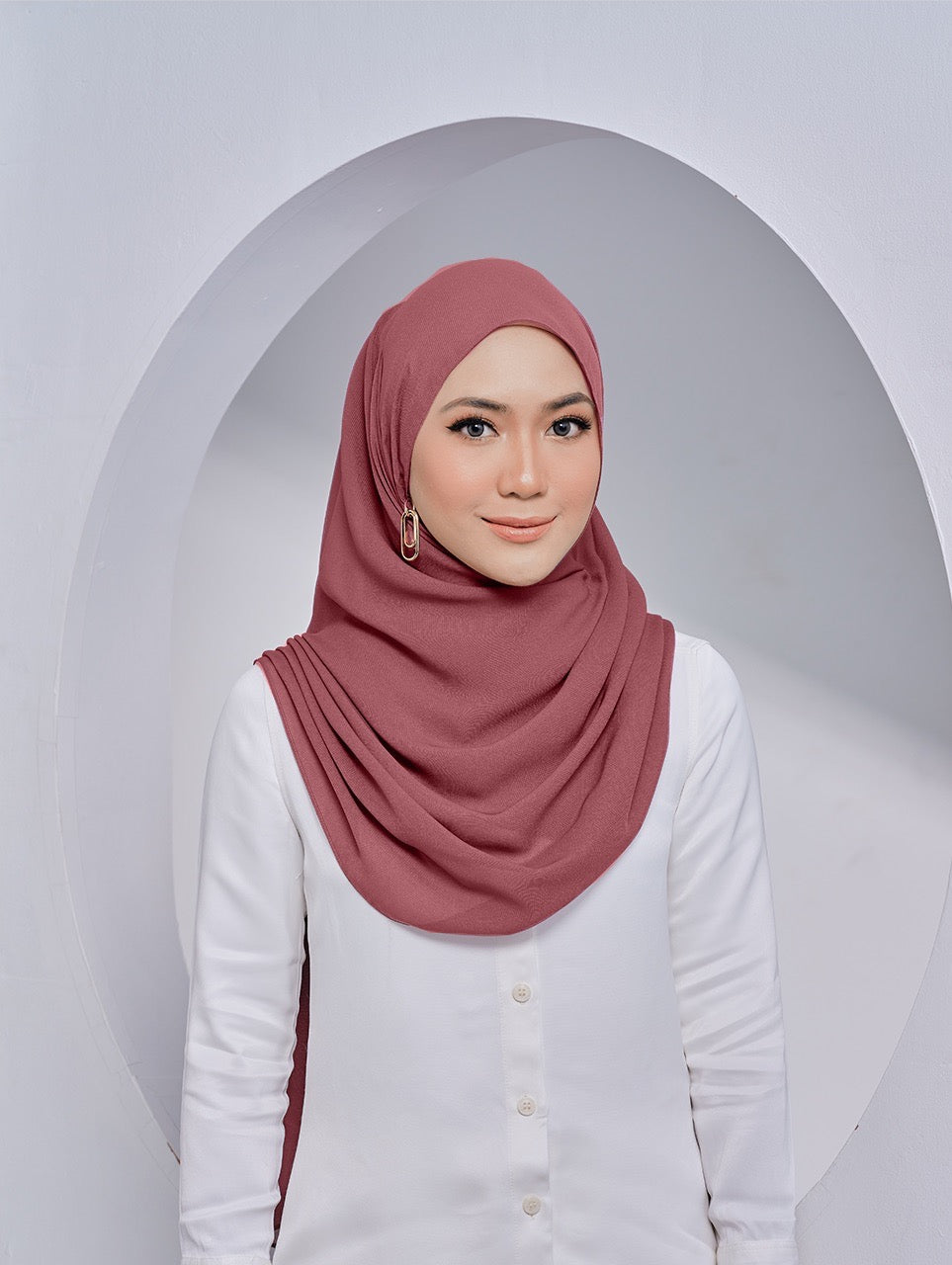 Medina 2.0 in Cherry Jubilee | Guzel KL